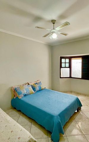 Casa à venda com 415m², 4 quartos e 5 vagas Casa à venda com 415m², 4 quartos e 5 vagasQuarto 2