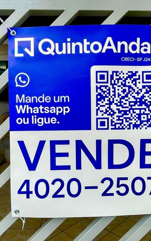 Casa à venda com 415m², 4 quartos e 5 vagas Casa à venda com 415m², 4 quartos e 5 vagasPlaca aproximada