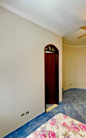 Casa à venda com 415m², 4 quartos e 5 vagas Casa à venda com 415m², 4 quartos e 5 vagasQuarto 3