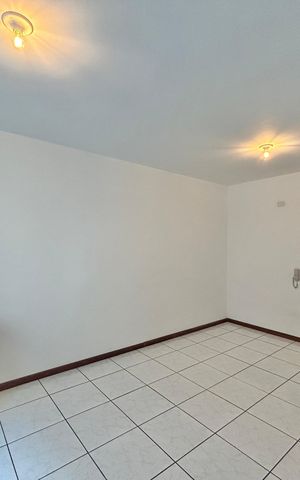Apartamento à venda com 45m², 2 quartos e sem vaga Apartamento à venda com 45m², 2 quartos e sem vagaSala