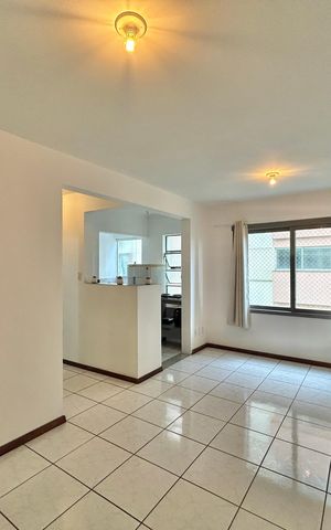 Apartamento à venda com 45m², 2 quartos e sem vaga Apartamento à venda com 45m², 2 quartos e sem vagaSala