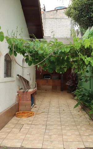 Casa de condomínio para alugar com 2600m², 3 quartos e sem vagaÁrea comum