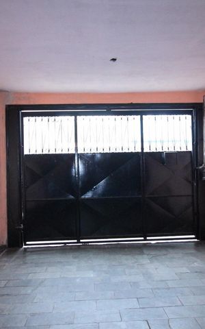 Casa à venda com 130m², 3 quartos e 3 vagas