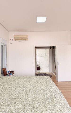 Casa de condomínio à venda com 483m², 4 quartos e 4 vagasSuíte 3