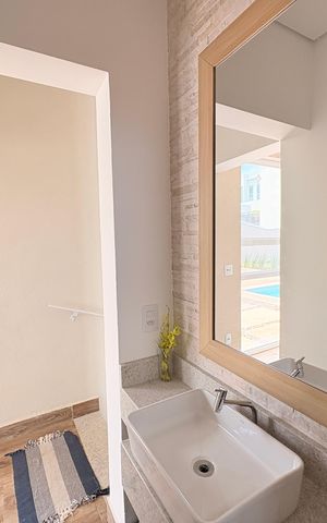 Casa de condomínio à venda com 483m², 4 quartos e 4 vagasBanheiro da Área gourmet