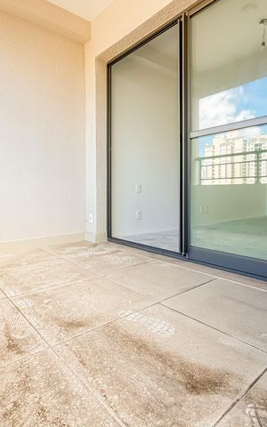 Studio à venda com 32m², 1 quarto e sem vaga Studio à venda com 32m², 1 quarto e sem vagaVaranda