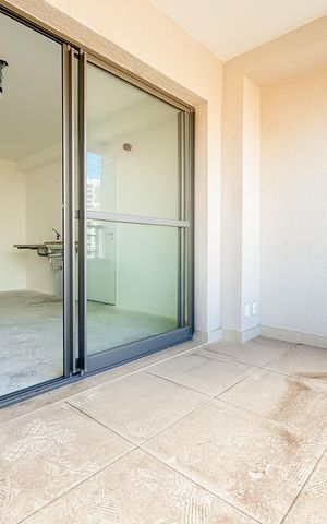 Studio à venda com 32m², 1 quarto e sem vaga Studio à venda com 32m², 1 quarto e sem vagaVaranda