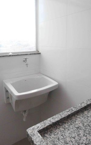 Apartamento à venda com 41m², 2 quartos e sem vaga Apartamento à venda com 41m², 2 quartos e sem vagaÁrea de Serviço