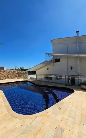 Casa de condomínio à venda com 771m², 4 quartos e 4 vagas