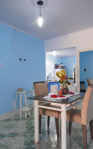 Casa à venda com 94m², 2 quartos e 1 vagaSala