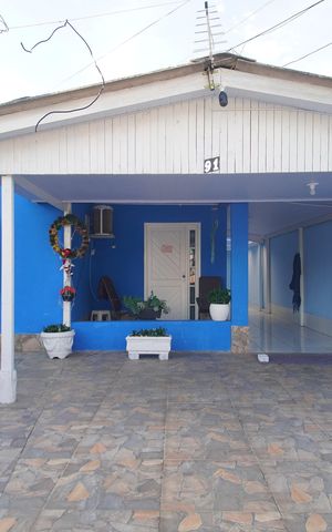Casa à venda com 94m², 2 quartos e 1 vagaÁrea externa
