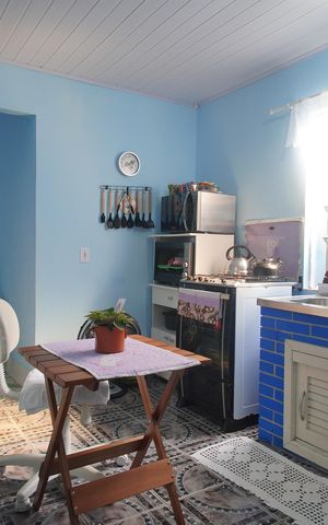 Casa à venda com 94m², 2 quartos e 1 vagaBanheirocozinha