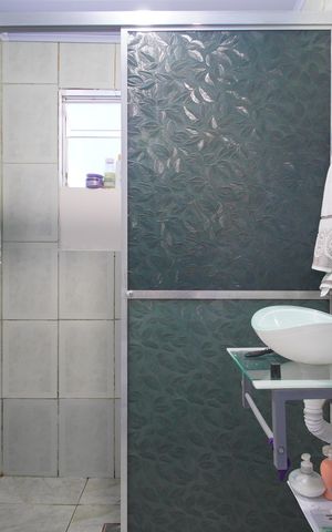 Casa à venda com 94m², 2 quartos e 1 vagaBanheiro
