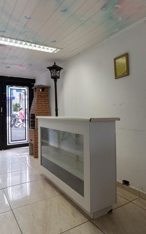 Casa à venda com 150m², 4 quartos e 1 vagaEntrada das Casas 1 e 2 