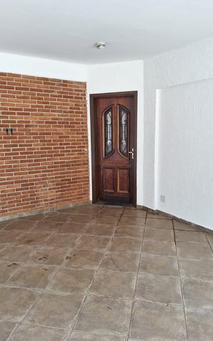 Casa para alugar com 200m², 3 quartos e 4 vagas