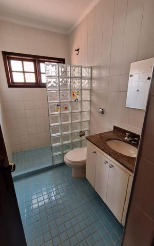 Casa para alugar com 200m², 3 quartos e 4 vagas