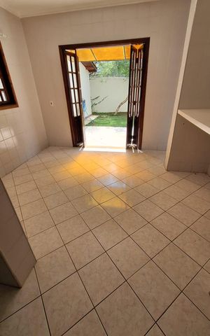 Casa para alugar com 200m², 3 quartos e 4 vagas