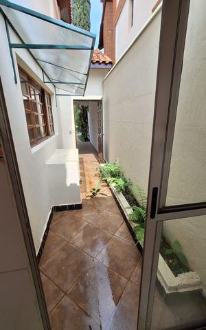 Casa para alugar com 200m², 3 quartos e 4 vagas