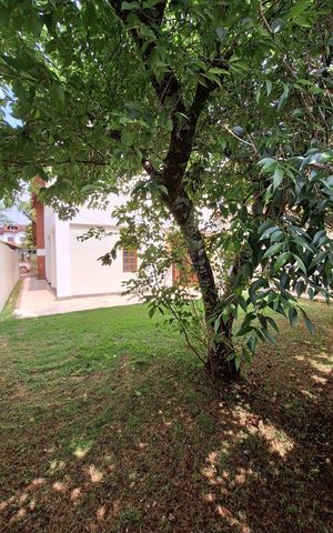 Casa para alugar com 200m², 3 quartos e 4 vagas