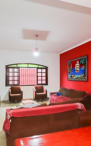 Casa para alugar com 250m², 5 quartos e 2 vagasSala