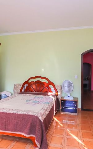 Casa para alugar com 250m², 5 quartos e 2 vagasQuarto 1 - Suíte