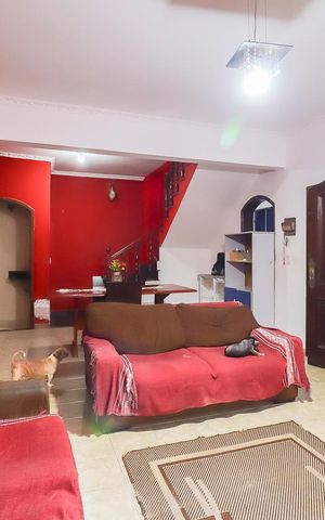 Casa para alugar com 250m², 5 quartos e 2 vagasSala
