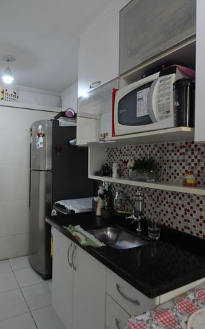 Apartamento à venda com 52m², 2 quartos e 1 vagaCozinha