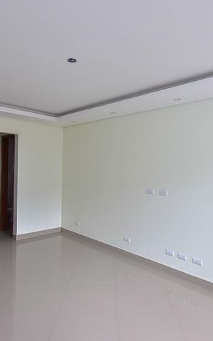 Casa para alugar com 150m², 3 quartos e 3 vagasSala