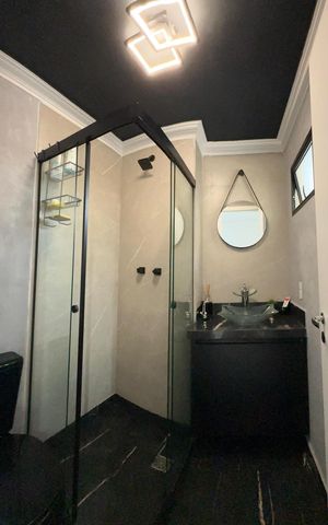 Apartamento à venda com 130m², 2 quartos e 1 vaga Apartamento à venda com 130m², 2 quartos e 1 vagaBanheiro