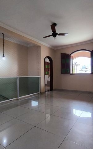 Casa à venda com 360m², 3 quartos e 5 vagas