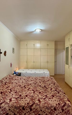Casa à venda com 210m², 3 quartos e 2 vagas Casa à venda com 210m², 3 quartos e 2 vagasSuíte
