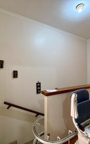 Casa à venda com 210m², 3 quartos e 2 vagas Casa à venda com 210m², 3 quartos e 2 vagasCorredor Quartos