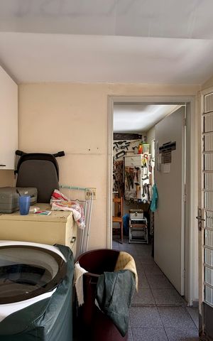 Casa à venda com 210m², 3 quartos e 2 vagas Casa à venda com 210m², 3 quartos e 2 vagasÁrea de Serviço