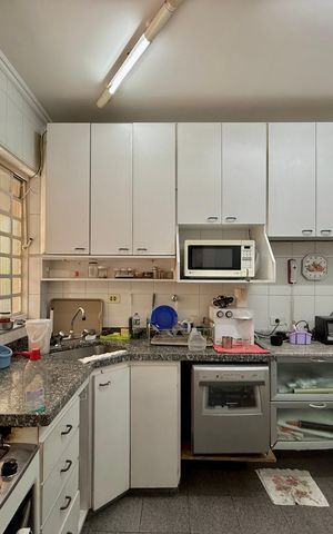 Casa à venda com 210m², 3 quartos e 2 vagas Casa à venda com 210m², 3 quartos e 2 vagasCozinha