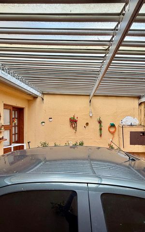 Casa à venda com 210m², 3 quartos e 2 vagas Casa à venda com 210m², 3 quartos e 2 vagasGaragem