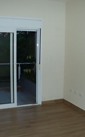Casa de condomínio para alugar com 202m², 3 quartos e 3 vagasQuarto 1