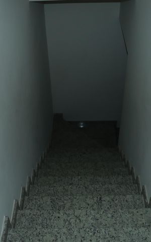 Casa de condomínio para alugar com 202m², 3 quartos e 3 vagasEscada