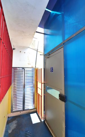 Casa para alugar com 400m², 5 quartos e 8 vagasQuintal