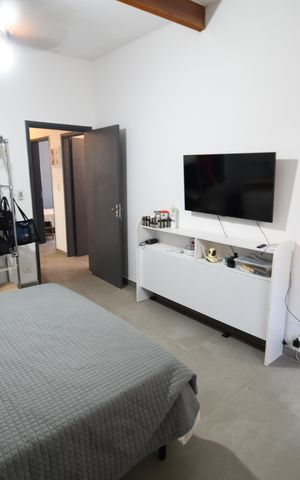 Casa à venda com 200m², 3 quartos e 2 vagasSuíte