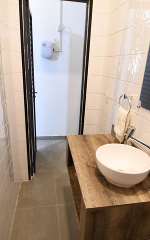 Casa à venda com 200m², 3 quartos e 2 vagasLavabo