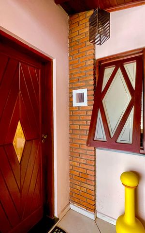 Casa à venda com 118m², 2 quartos e 2 vagasHall de entrada