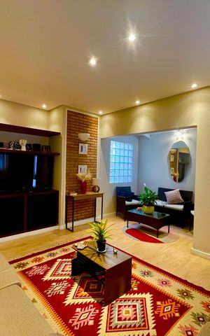 Casa à venda com 118m², 2 quartos e 2 vagasSala