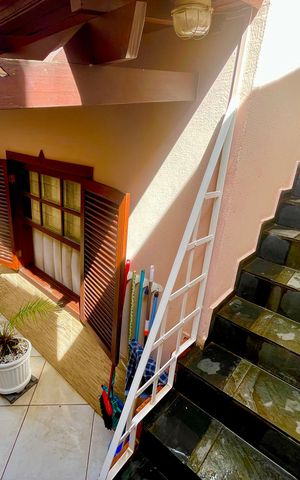 Casa à venda com 118m², 2 quartos e 2 vagasÁrea externa