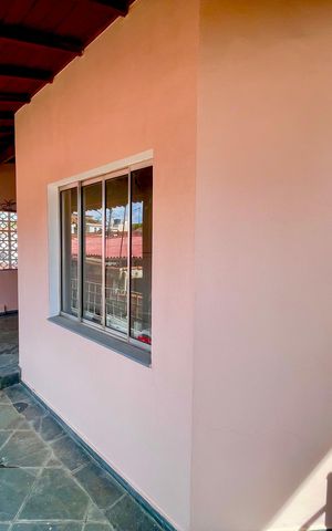 Casa à venda com 118m², 2 quartos e 2 vagasÁrea externa