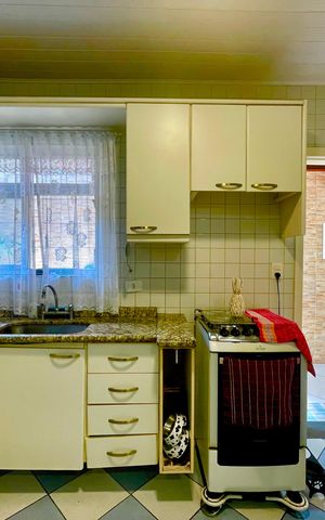 Casa à venda com 118m², 2 quartos e 2 vagasCozinha