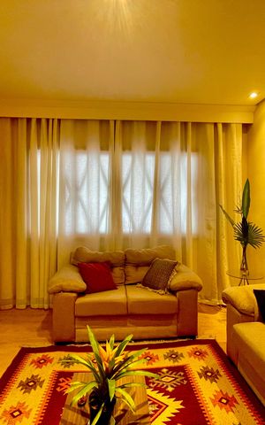 Casa à venda com 118m², 2 quartos e 2 vagasSala
