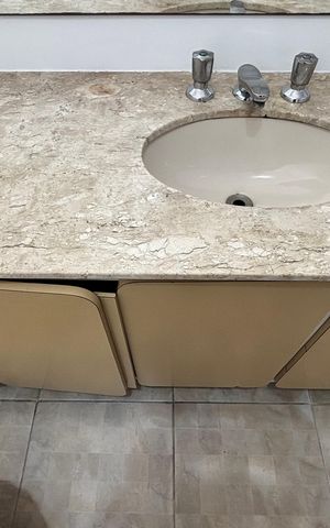 Apartamento à venda com 145m², 3 quartos e sem vaga Apartamento à venda com 145m², 3 quartos e sem vagaBanheiro