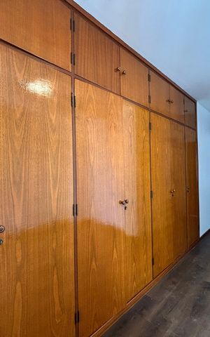 Apartamento à venda com 145m², 3 quartos e sem vaga Apartamento à venda com 145m², 3 quartos e sem vagaSuíte