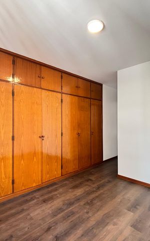 Apartamento à venda com 145m², 3 quartos e sem vaga Apartamento à venda com 145m², 3 quartos e sem vagaSuíte