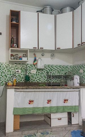 Casa à venda com 172m², 3 quartos e 2 vagas